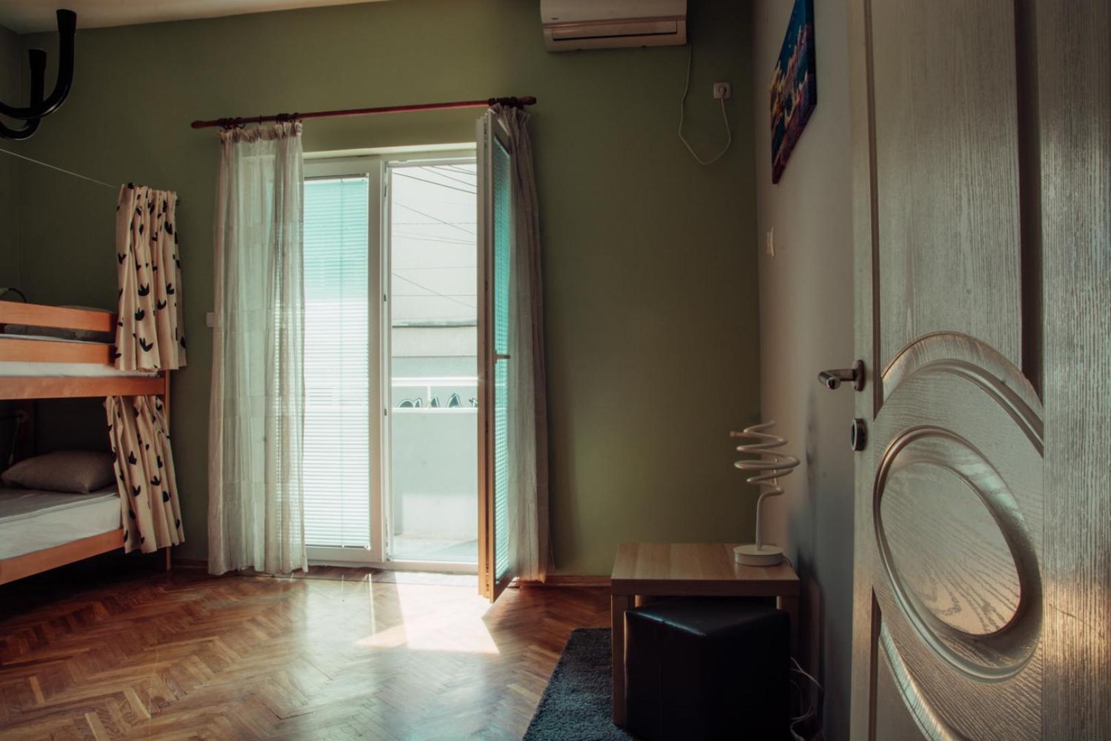 Skopje Downtown Hostel Zewnętrze zdjęcie