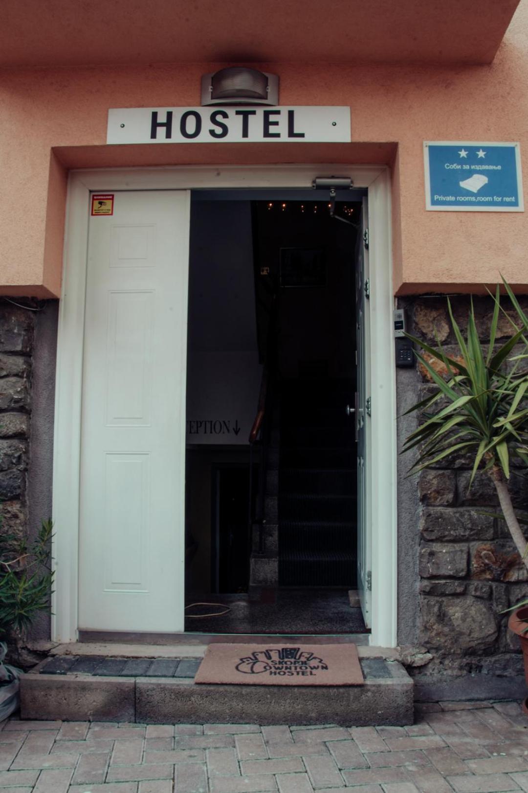 Skopje Downtown Hostel Zewnętrze zdjęcie